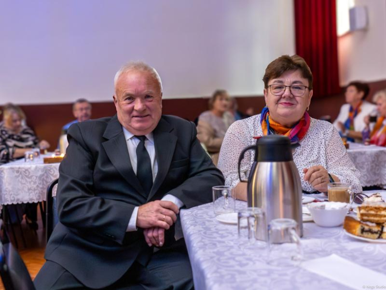 Gminny Dzień Seniora w Ciepłowodach – święto radości, muzyki i wspólnoty