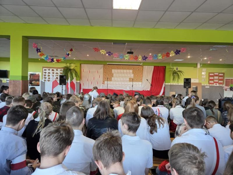 Szkolny Konkurs Pieśni Patriotycznej w Ciepłowodach. Znamy rostrzygnięcia