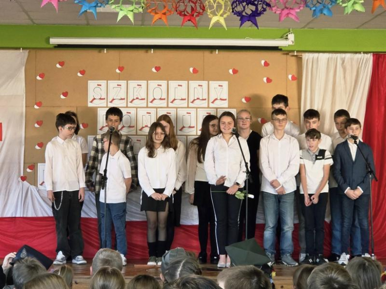 Szkolny Konkurs Pieśni Patriotycznej w Ciepłowodach. Znamy rostrzygnięcia