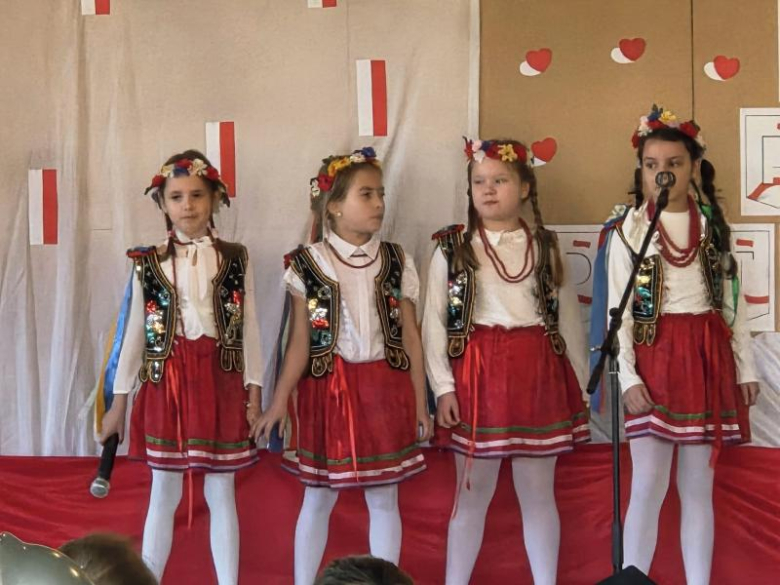 Szkolny Konkurs Pieśni Patriotycznej w Ciepłowodach. Znamy rostrzygnięcia