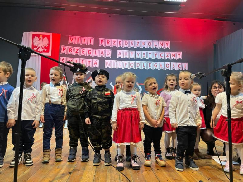 VIII Przedszkolny Przegląd Artystyczny z okazji Święta Niepodległości