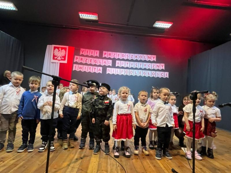 VIII Przedszkolny Przegląd Artystyczny z okazji Święta Niepodległości
