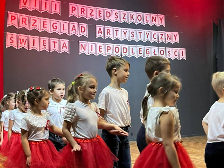 VIII Przedszkolny Przegląd Artystyczny z okazji Święta Niepodległości