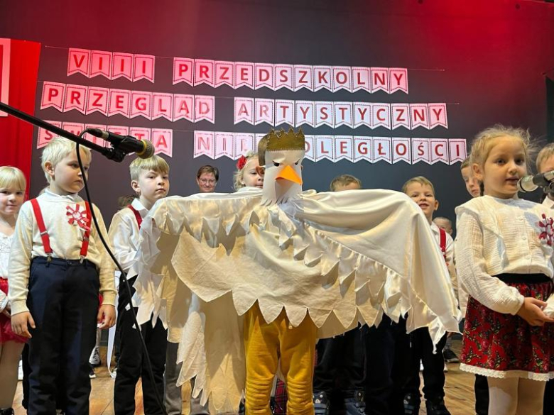 VIII Przedszkolny Przegląd Artystyczny z okazji Święta Niepodległości
