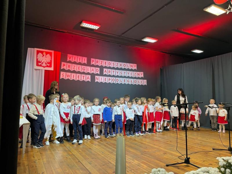 VIII Przedszkolny Przegląd Artystyczny z okazji Święta Niepodległości