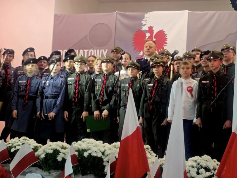 X Powiatowy Przegląd Pieśni Patriotycznych w Stoszowicach