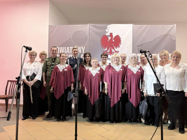 X Powiatowy Przegląd Pieśni Patriotycznych w Stoszowicach