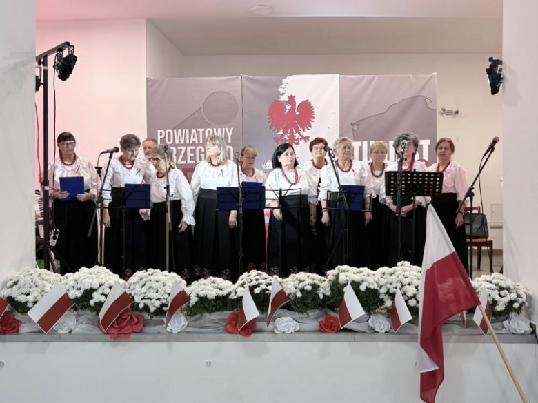 X Powiatowy Przegląd Pieśni Patriotycznych w Stoszowicach