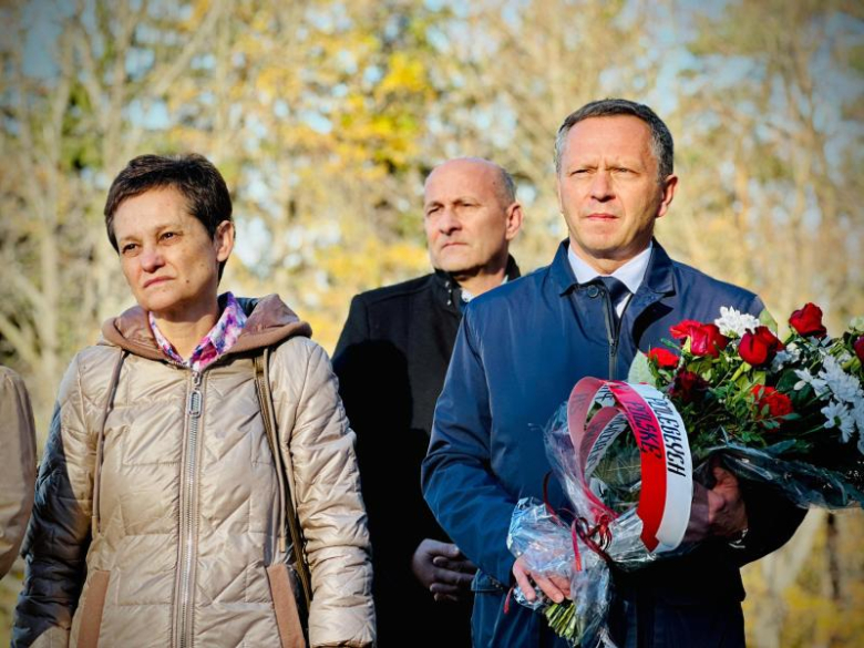 Obchody Narodowego Święta Niepodległości pod Pomnikiem Orła Piastowskiego