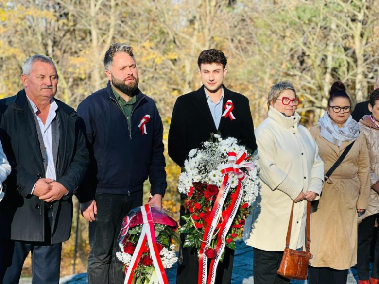 Obchody Narodowego Święta Niepodległości pod Pomnikiem Orła Piastowskiego