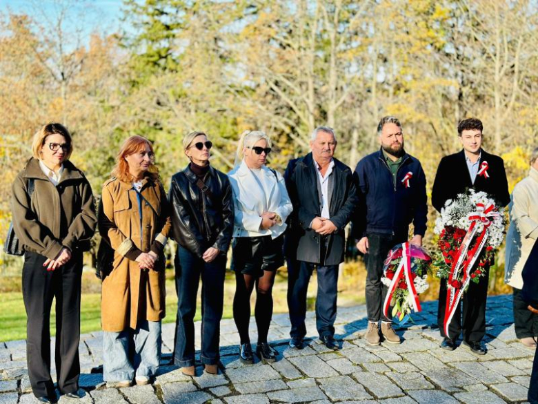 Obchody Narodowego Święta Niepodległości pod Pomnikiem Orła Piastowskiego
