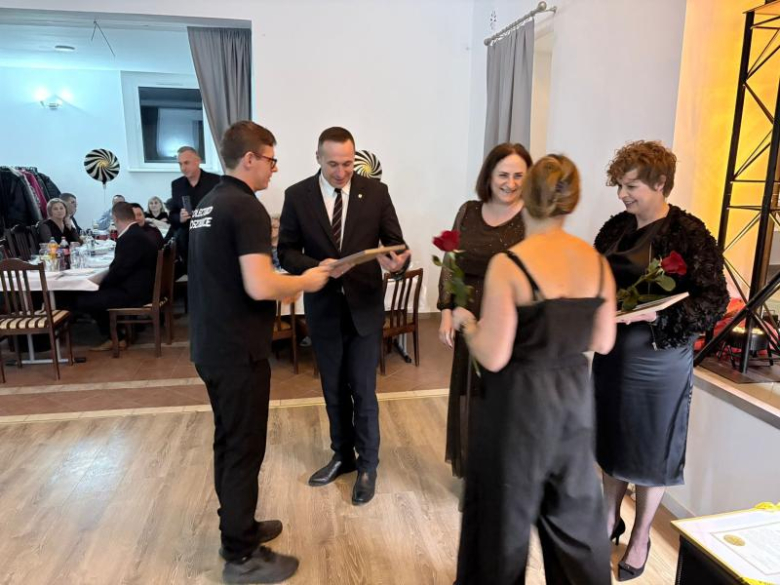 Stoszowice i Przedborowa świętowały otwarcie wyremontowanych świetlic wiejskich