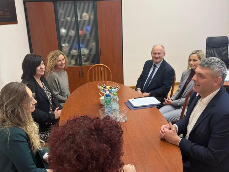 Uroczyste ślubowanie i wręczenie aktów nauczycielom