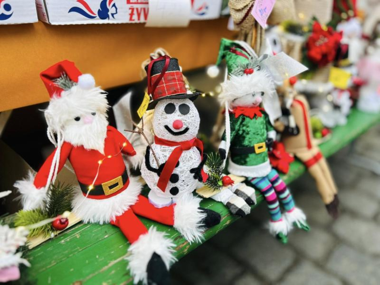 W Ziębicach można było poczuć magię świąt. Jarmark bożonarodzeniowy za nami [foto]