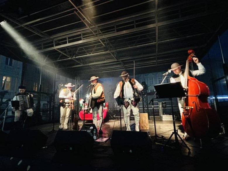 W Ziębicach można było poczuć magię świąt. Jarmark bożonarodzeniowy za nami [foto]