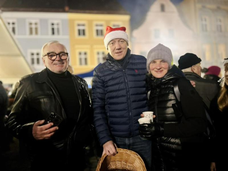 W Ziębicach można było poczuć magię świąt. Jarmark bożonarodzeniowy za nami [foto]