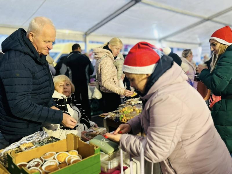 W Ziębicach można było poczuć magię świąt. Jarmark bożonarodzeniowy za nami [foto]