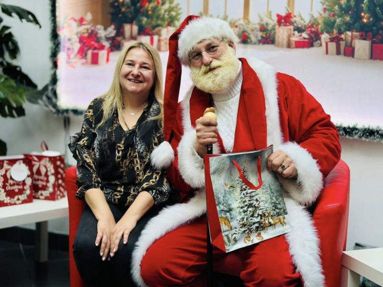 Święty Mikołaj odwiedził uczestników zajęć terapeutycznych Poradni Empiria w Ziębicach