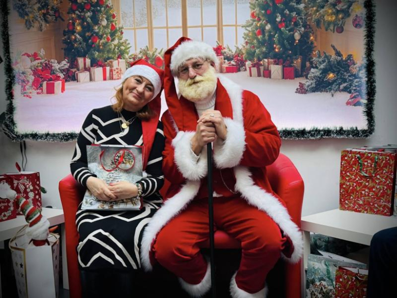 Święty Mikołaj odwiedził uczestników zajęć terapeutycznych Poradni Empiria w Ziębicach