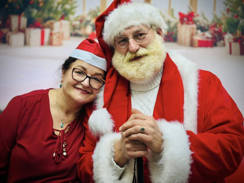 Święty Mikołaj odwiedził uczestników zajęć terapeutycznych Poradni Empiria w Ziębicach