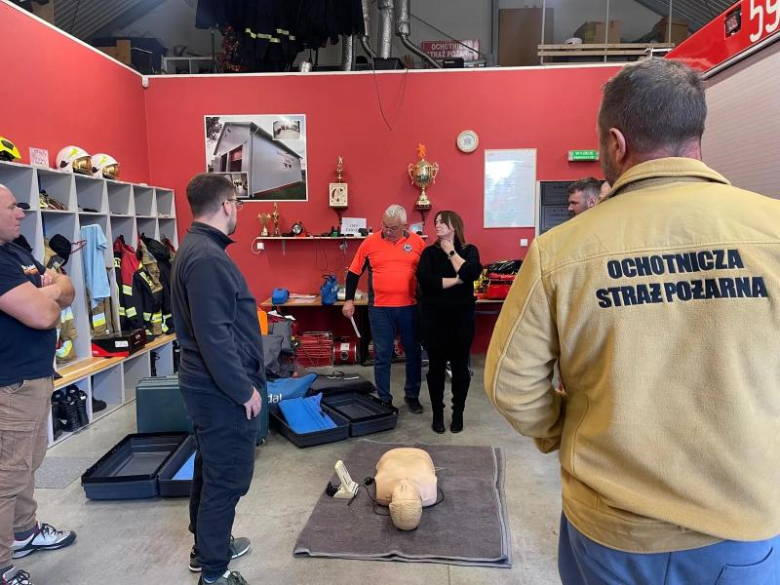 Cykl szkoleń z pierwszej pomocy przedmycznej. Przeszkolono służby oraz mieszkańców