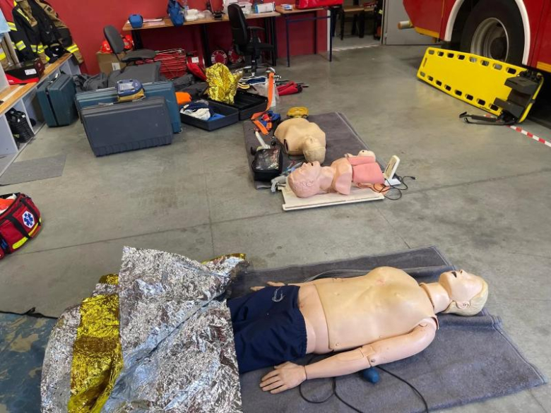 Cykl szkoleń z pierwszej pomocy przedmycznej. Przeszkolono służby oraz mieszkańców