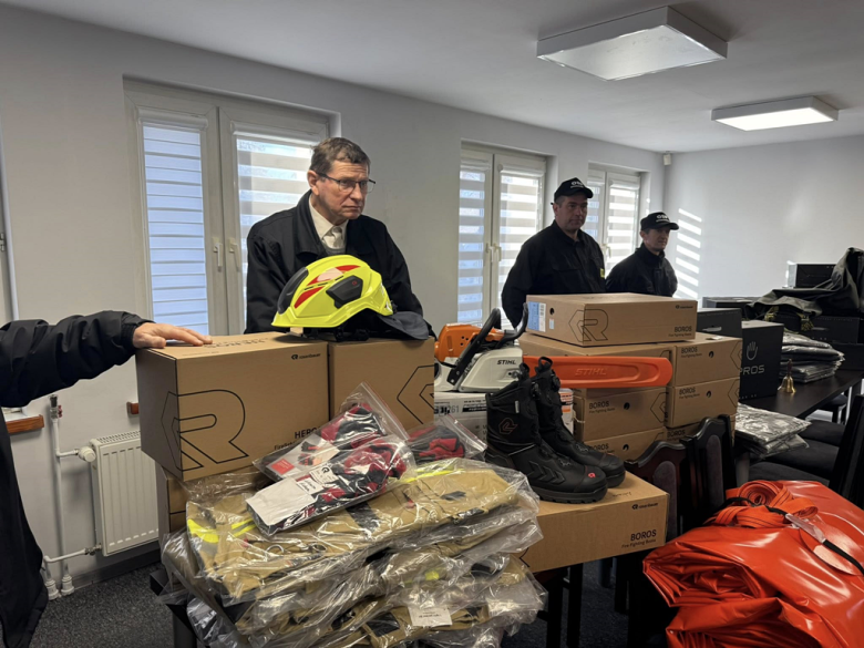 Wsparcie dla jednostek OSP po powodzi z września 2024 roku