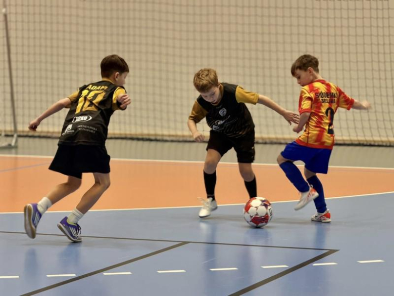 Sportowe emocje na rozpoczęcie roku. „Pozytywnie Zakręceni Cup” w Ziębicach