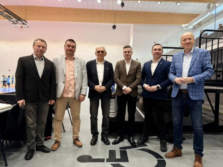 Sportowe emocje na rozpoczęcie roku. „Pozytywnie Zakręceni Cup” w Ziębicach