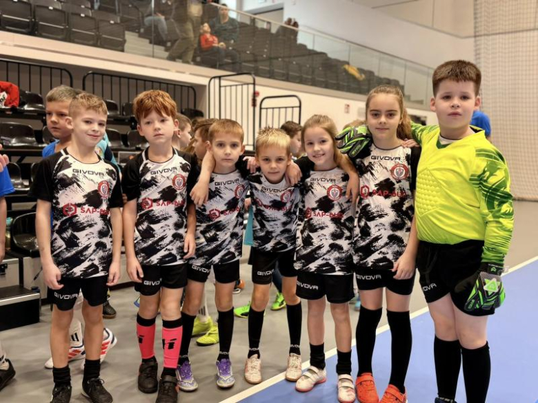 Sportowe emocje na rozpoczęcie roku. „Pozytywnie Zakręceni Cup” w Ziębicach