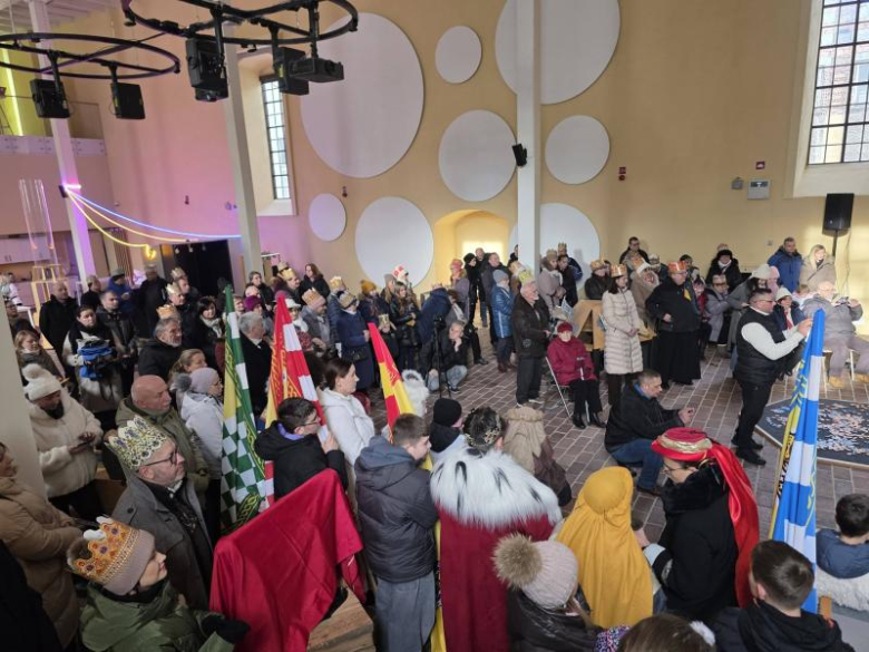 Orszak Trzech Króli i koncert kolęd w Złotym Stoku