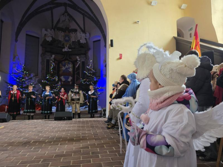 Orszak Trzech Króli i koncert kolęd w Złotym Stoku
