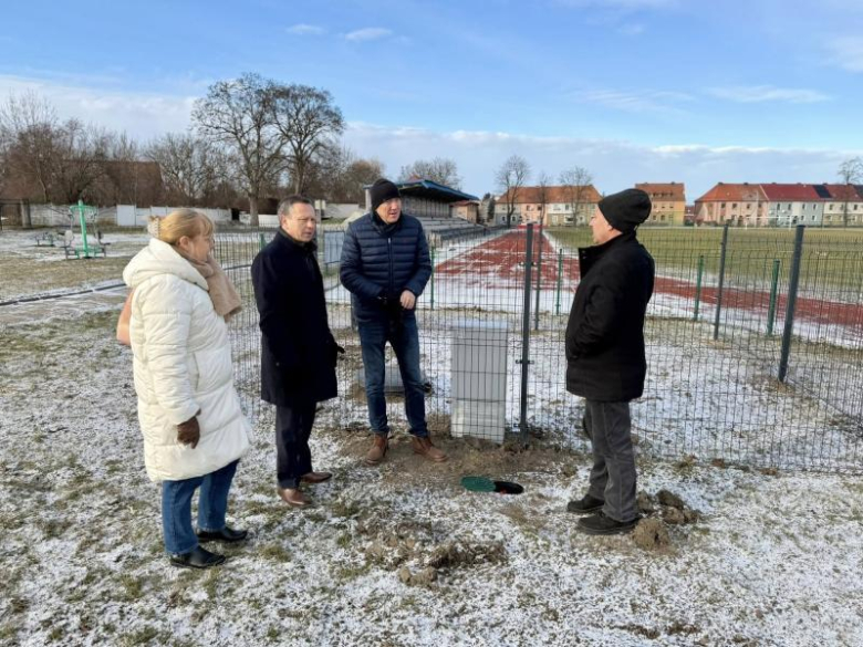 Niemal ćwierć miliona złotych na modernizację boiska sportowego w Ziębicach