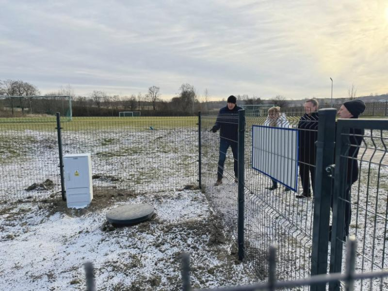 Niemal ćwierć miliona złotych na modernizację boiska sportowego w Ziębicach