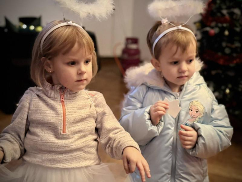 Przedstawienie jasełkowe dla babć i dziadków w Pomianowie Dolnym