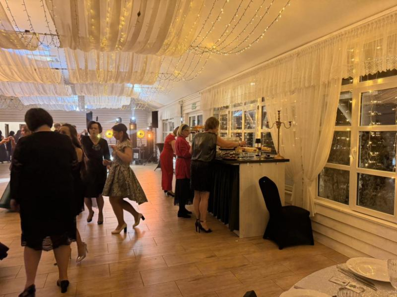 Studniówka Katolickiego Liceum Ogólnkoształcąćego w Henrykowie [foto]