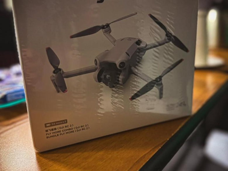 Dron dla OSP Tarnów. Druhowie przeszli już szkolenie z jego obsługi