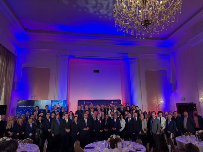 Wsparcie WSSE dla firm z powiatu. Wyróżniono Piekarnię Bartecki i Radiotechnikę Marketing