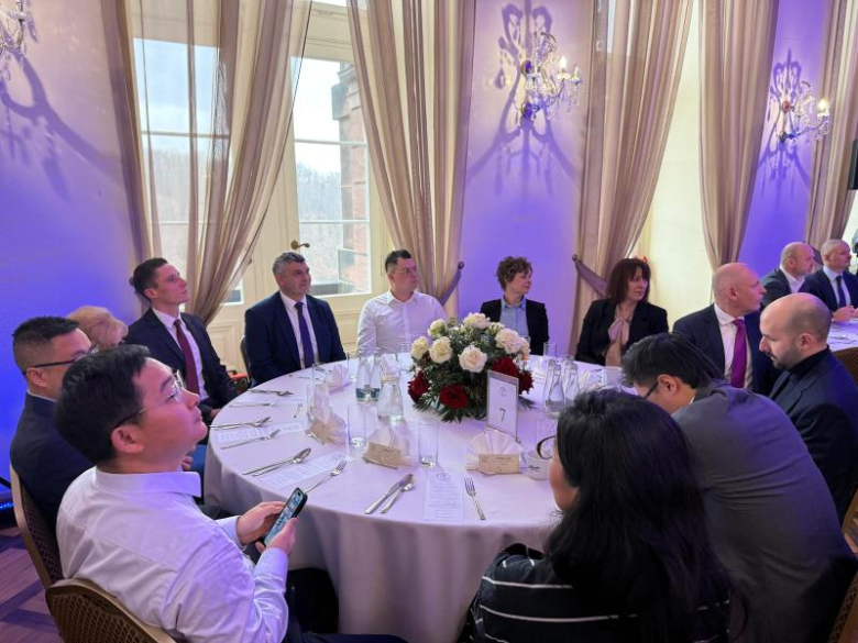 Wsparcie WSSE dla firm z powiatu. Wyróżniono Piekarnię Bartecki i Radiotechnikę Marketing