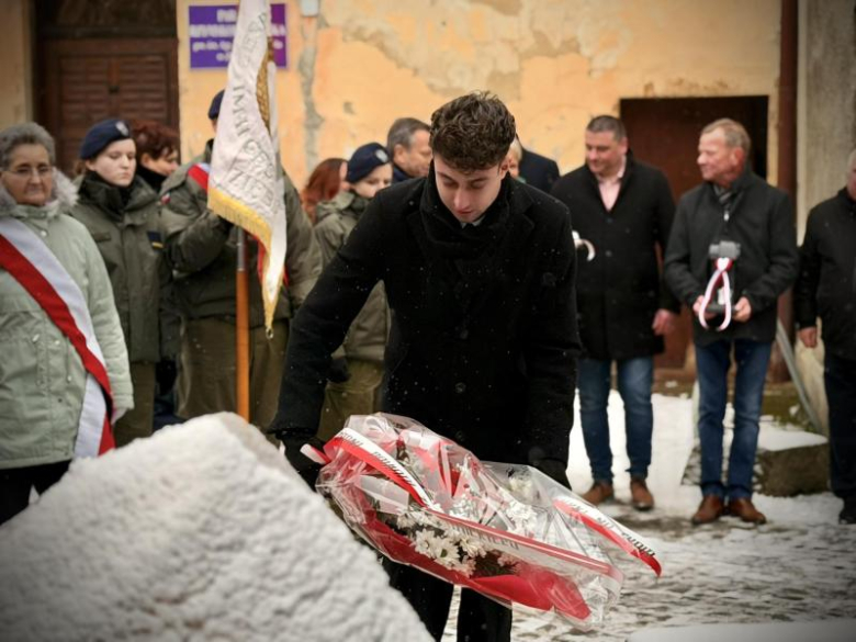 Pamięć, wdzięczność i przestroga - 86. rocznica pierwszej deportacji na Sybir