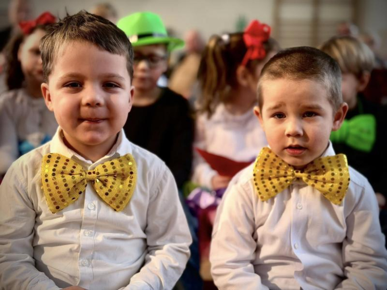 Dzień Babci i Dziadka w Zespole Szkół i Przedszkoli w Niedźwiedziu [foto]