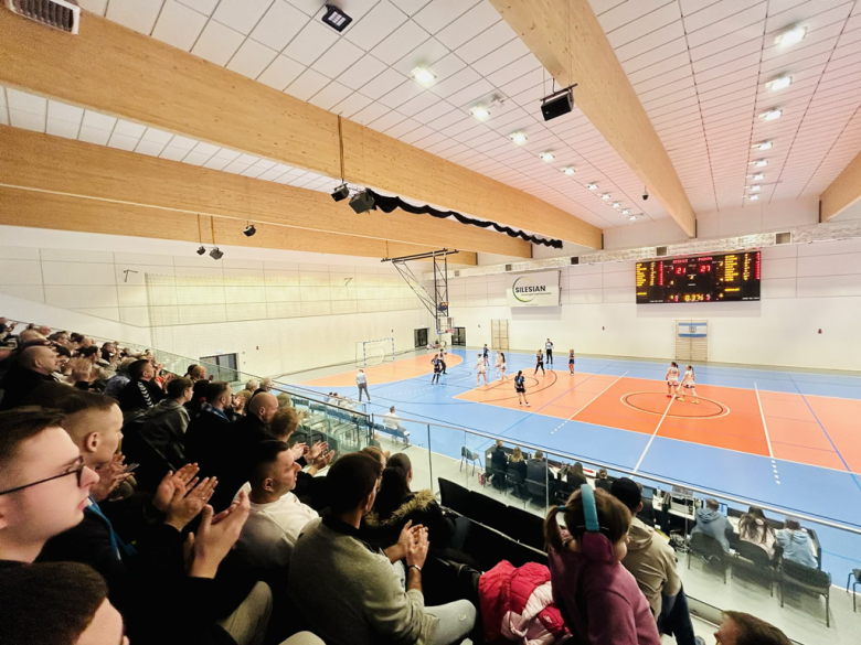 Walentynkowe spotkanie Sparta Ziębice – Brother MUKS Poznań w koszykówce kobiet