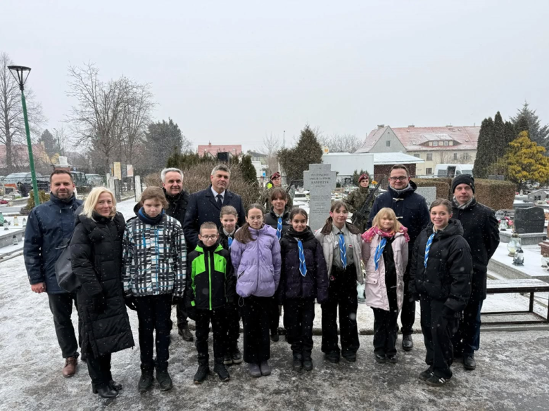 Uroczyste odsłonięcie pomnika Jakuba Kasprzyka w Ząbkowicach Śląskich