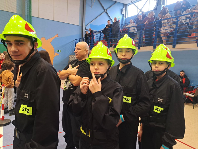 Pierwsze Halowe Zawody Młodzieżowych Drużyn Pożarniczych