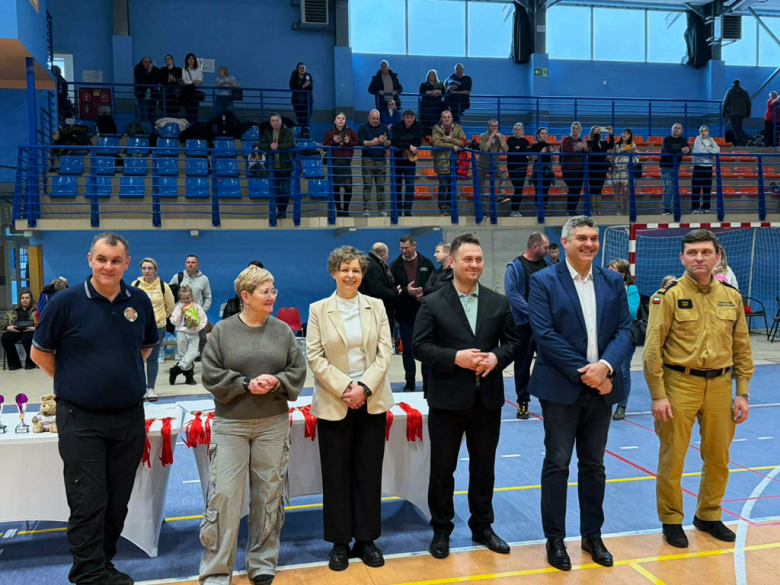 Pierwsze Halowe Zawody Młodzieżowych Drużyn Pożarniczych