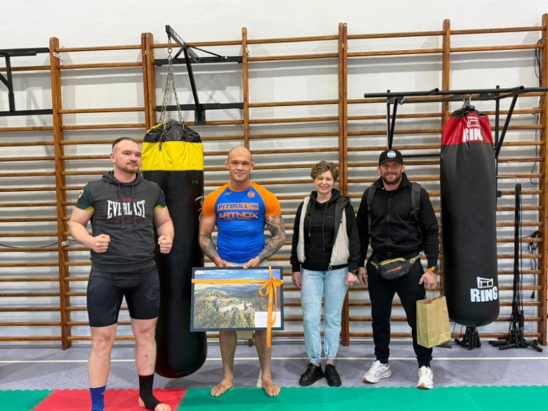 Mocne nazwiska i sportowa klasa. Ostrowski i Michalski poprowadzili seminarium kick-boxingu