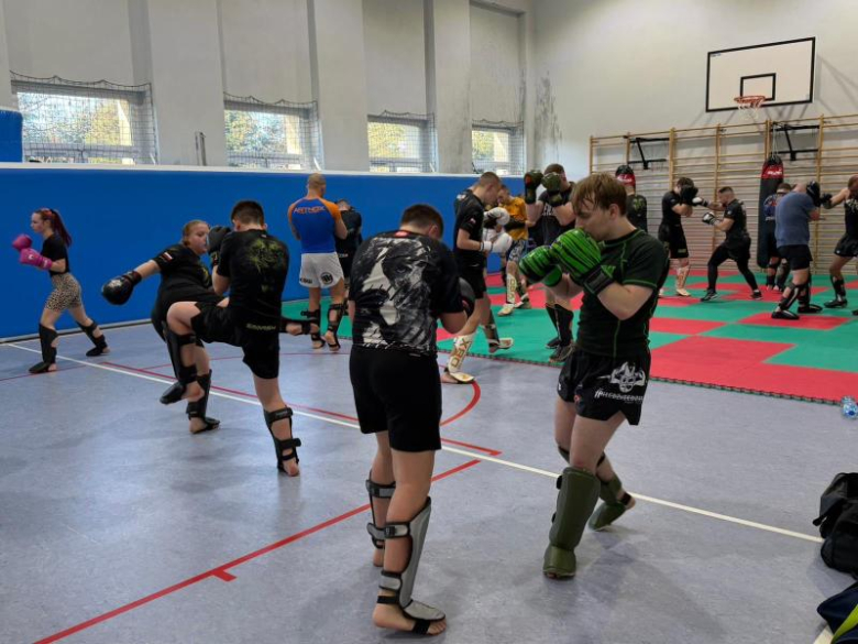 Mocne nazwiska i sportowa klasa. Ostrowski i Michalski poprowadzili seminarium kick-boxingu
