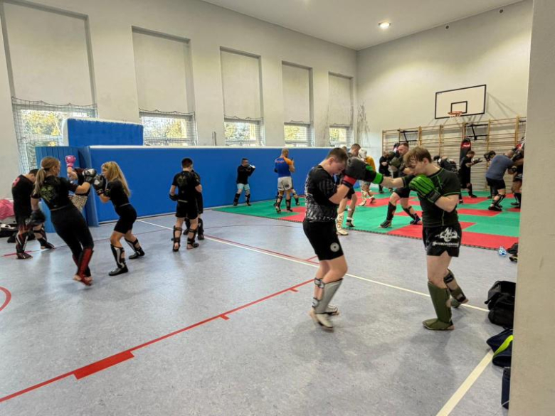 Mocne nazwiska i sportowa klasa. Ostrowski i Michalski poprowadzili seminarium kick-boxingu