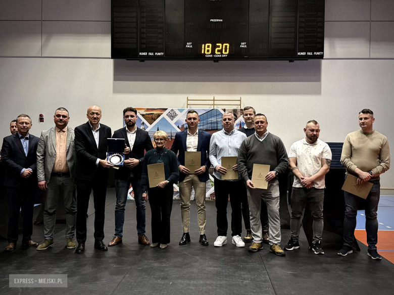 Gminna Gala Sportu w Ziębicach. Wręczono nagrody dla sportowców, drużyn, działaczy i trenerów