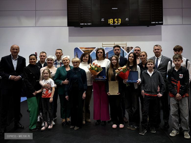 Gminna Gala Sportu w Ziębicach. Wręczono nagrody dla sportowców, drużyn, działaczy i trenerów